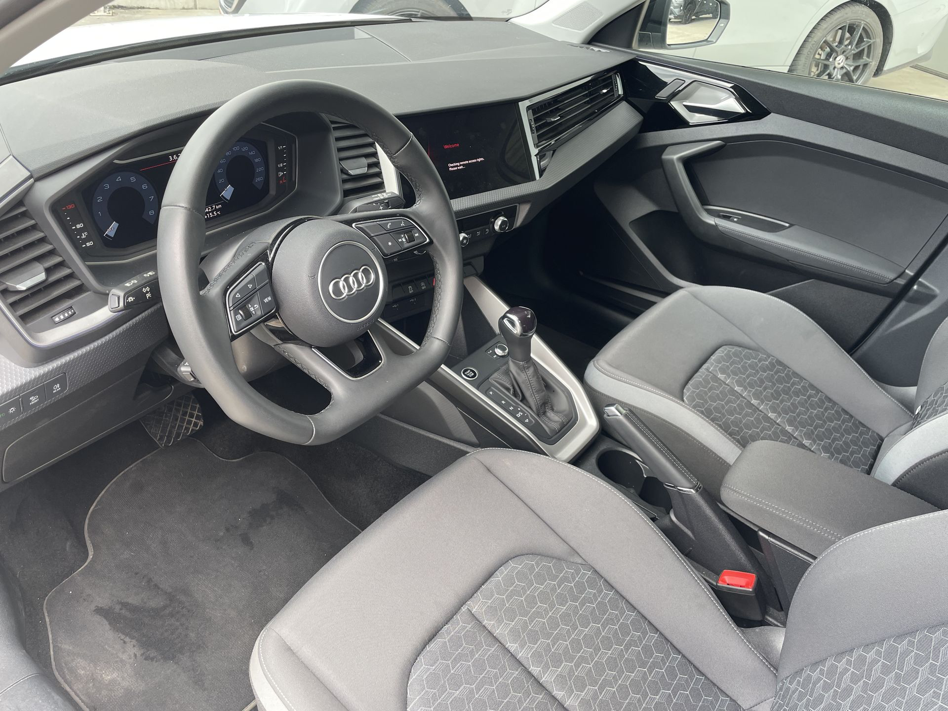 Audi A1 Sportback Adrenalin Black Edition 30 TFSI 116 PS S-TRONIC