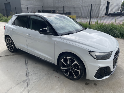 Audi A1 Sportback Adrenalin Black Edition 30 TFSI 116 PS S-TRONIC